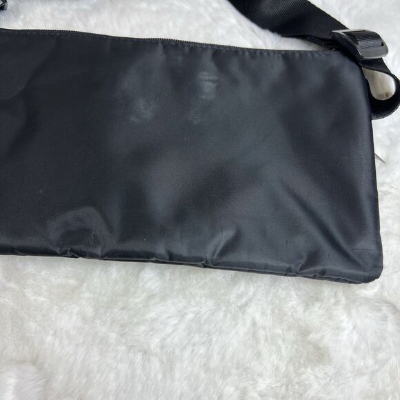 Disneyland 2012 Embroidered Mickey Fanny Pack Waist Bag Multi Pockets Black - Picture 5 of 12